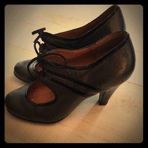 Gorgeous Women’s Sofft Black pump 6.5!